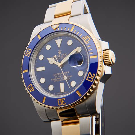 is a rolex submariner automatic